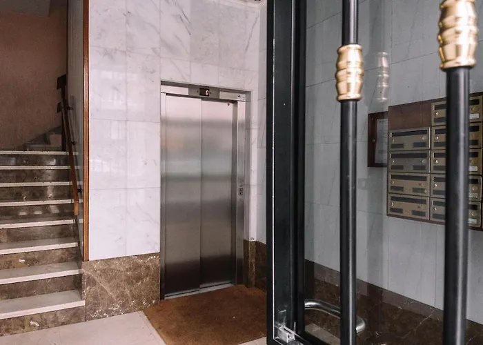 El Piso De La Abuela By * Vigo